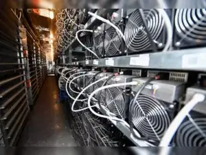 Top 10 Crypto Mining Equipment in 2025